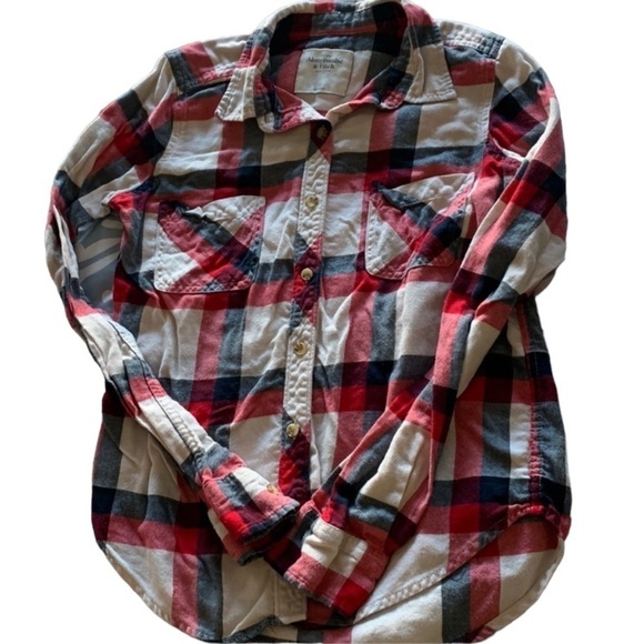 Abercrombie & Fitch Tops - Abercrombie & Fitch XS red Flannel